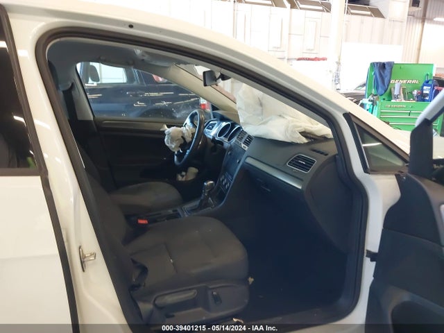 WVWKR7AU3KW909424 Volkswagen E-golf Se