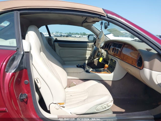 1999 JAGUAR XK8 SAJGX204XXC033073 Photo 4