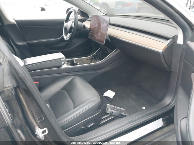 Tesla Model 3 Long Range/mid Range/standard Range/standard Range Plus 2019 5YJ3E1EA0KF399163 Image 5