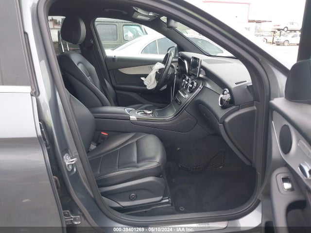 WDC0G4JBXKF556846 Mercedes-Benz GLC 300