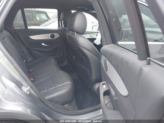 WDC0G4JBXKF556846 Mercedes-Benz GLC 300