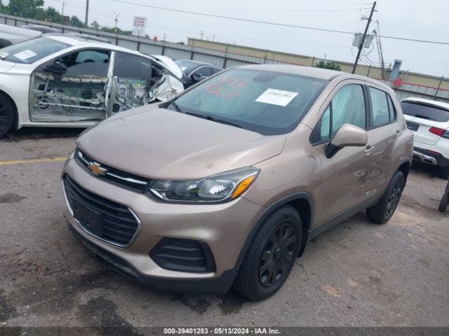 3GNCJKSB6JL213387 Chevrolet TRAX LS