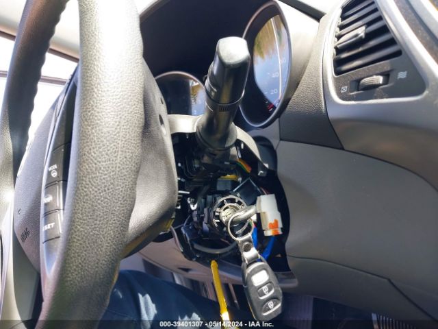 5NPDH4AE5FH608460 Hyundai ELANTRA SE