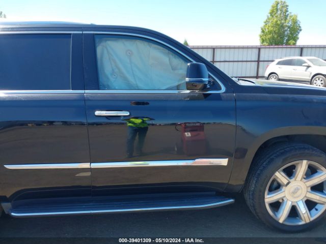 1GYS4CKJ1GR171246 Cadillac Escalade Premium Collection