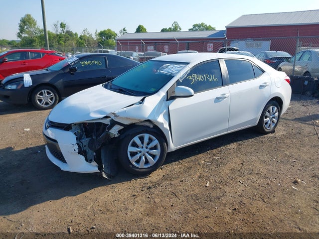 Toyota COROLLA LE 2016 5YFBURHE7GP524151 Image 2