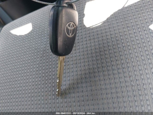 Toyota Rav4 Xle 2017 2T3WFREV3HW328313 Image 11