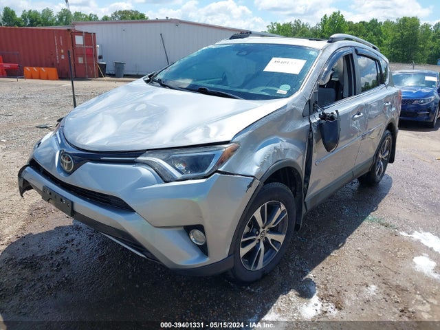 Toyota Rav4 Xle 2017 2T3WFREV3HW328313 Image 2