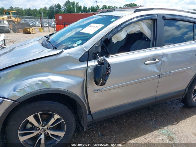 Toyota Rav4 Xle 2017 2T3WFREV3HW328313 Image 6