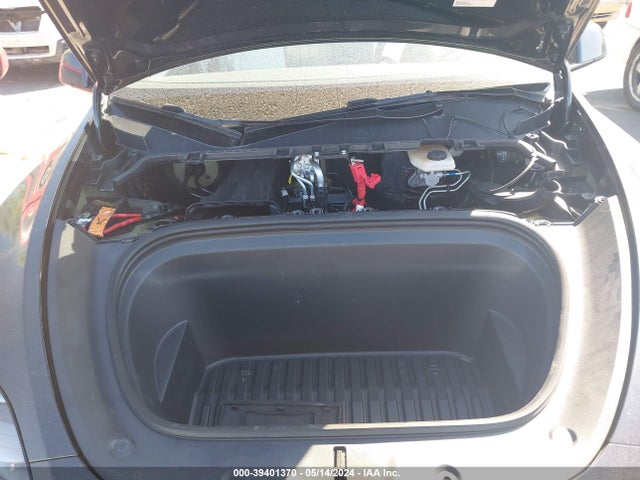 7SAYGDEF2RF056705 Tesla Model Y Performance Dual Motor All-wheel Drive