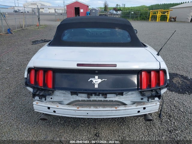 Ford Mustang V6 2016 1FATP8EM4G5261475 Image 16