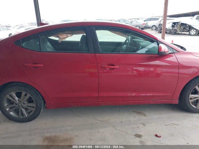 Hyundai ELANTRA SEL 2018 5NPD84LF3JH235448 Image 13