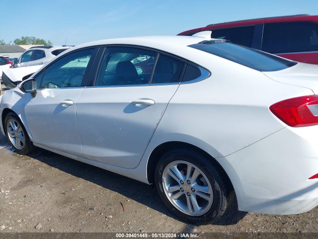 Chevrolet Cruze Lt Auto 2018 1G1BE5SM7J7247556 Image 14