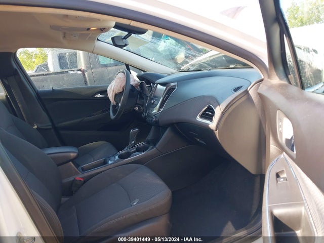 Chevrolet Cruze Lt Auto 2018 1G1BE5SM7J7247556 Image 5