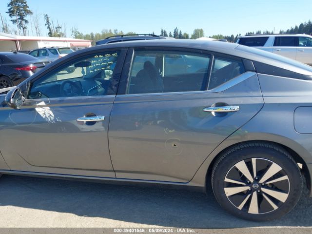 1N4BL4DV3MN305715 Nissan Altima Sv Fwd