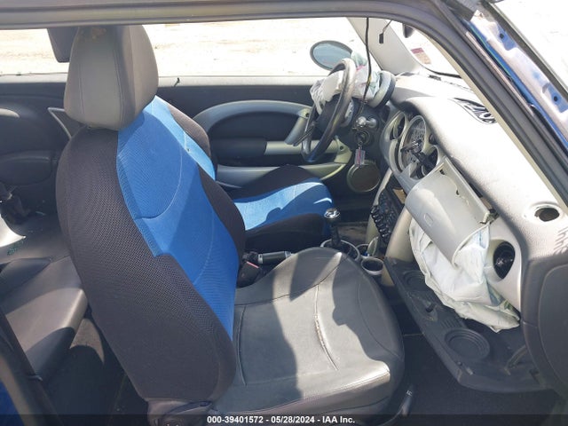 2003 MINI COOPER WMWRC33493TC46045 Photo 4