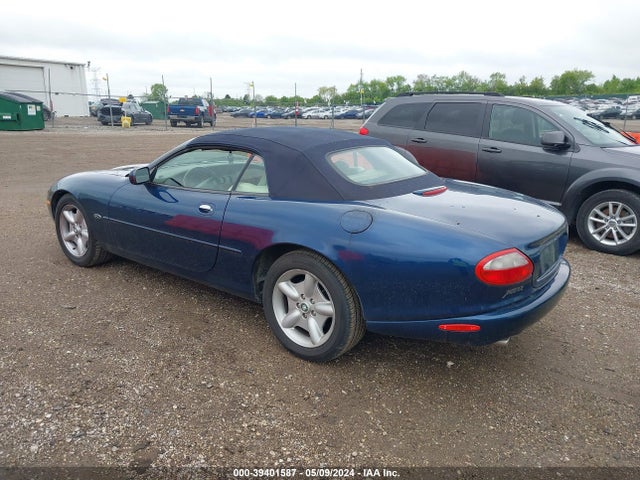 1997 JAGUAR XK8 SAJGX2746VC014863 Photo 2