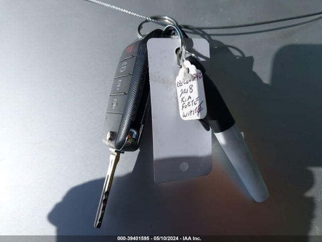 KIA FORTE LX 2018 3KPFK4A72JE268452 Image 11