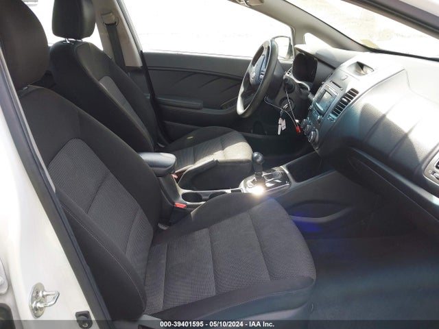 KIA FORTE LX 2018 3KPFK4A72JE268452 Image 5