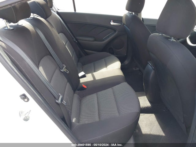 KIA FORTE LX 2018 3KPFK4A72JE268452 Image 8