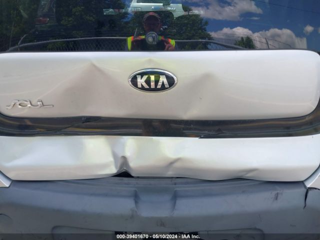KNDJN2A25F7806398 KIA Soul