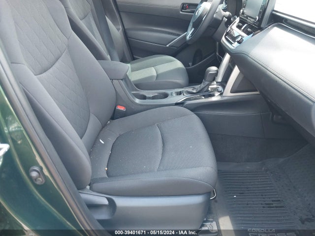 Toyota Corolla Cross Le 2022 7MUCAAAG1NV008226 Image 5