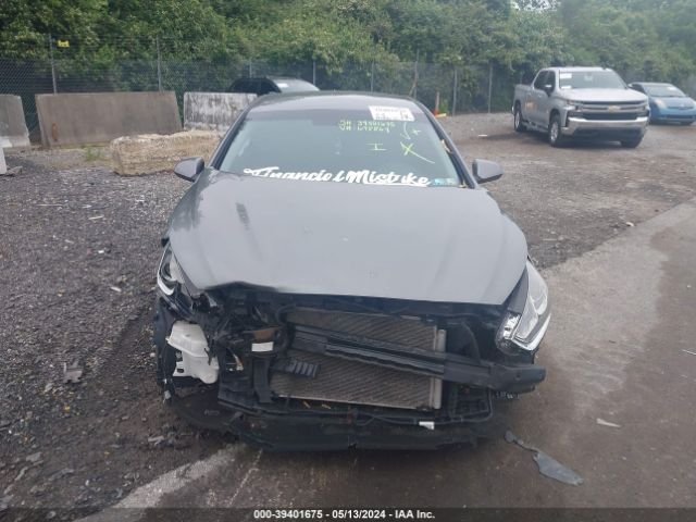5NPE24AF7JH698864 Hyundai SONATA SE