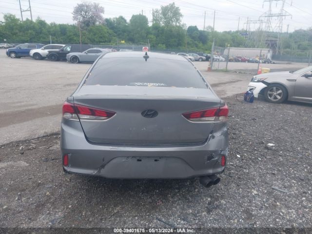 5NPE24AF7JH698864 Hyundai SONATA SE