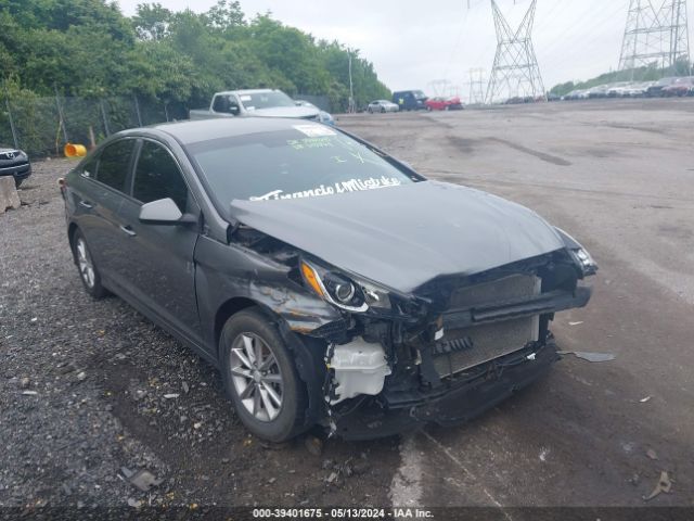 5NPE24AF7JH698864 Hyundai SONATA SE