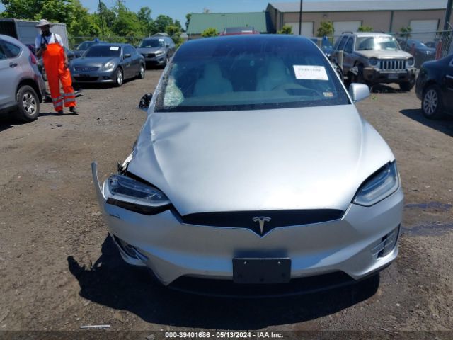 5YJXCBE23JF122107 Tesla Model X 100d/75d/p100d