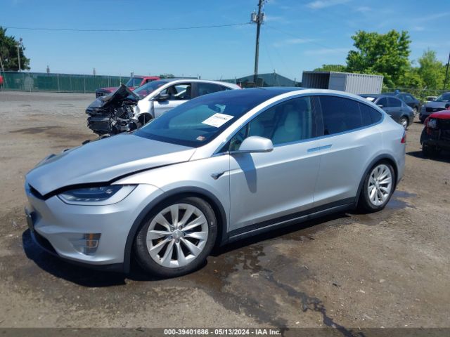 5YJXCBE23JF122107 Tesla Model X 100d/75d/p100d