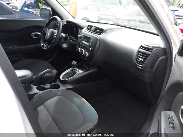 KIA Soul 2016 KNDJN2A22G7348675 Image 5