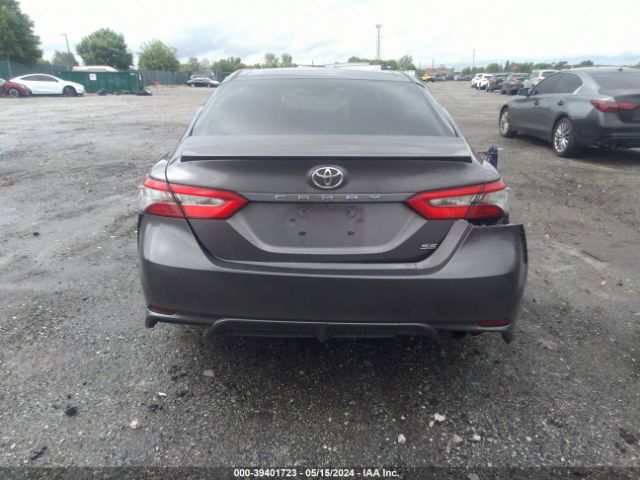 4T1B11HK5JU573399 Toyota CAMRY SE