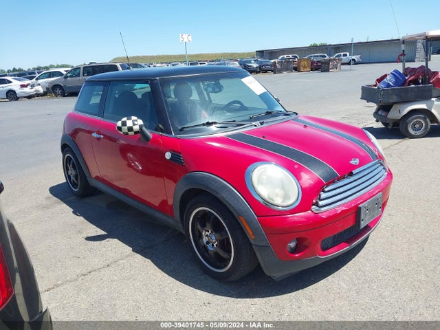 2007 MINI COOPER WMWMF33547TT51766 Photo 0