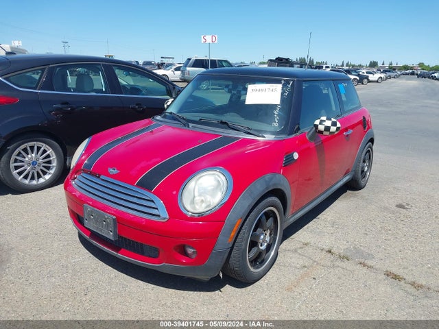2007 MINI COOPER WMWMF33547TT51766 Photo 1