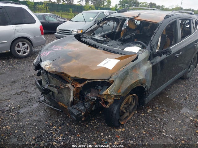 Toyota RAV4 LE 2017 2T3BFREV0HW577215 Image 6