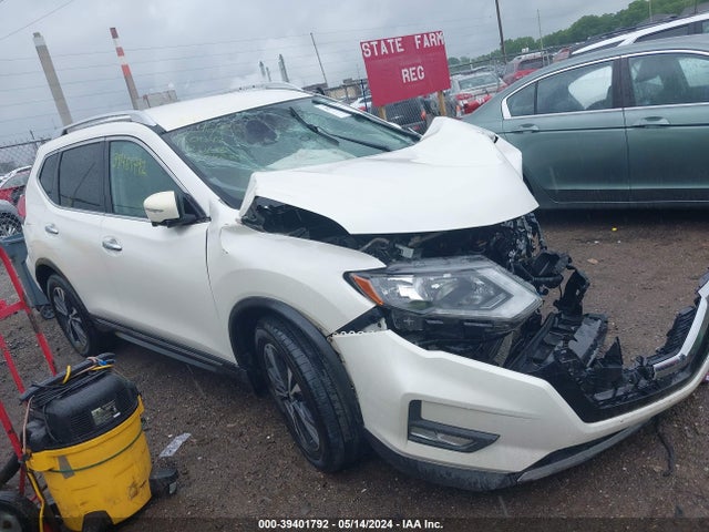 2017 JN8AT2MV7HW274287 main image