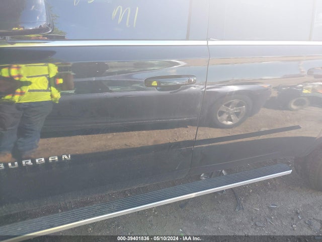 Chevrolet Suburban 1500 Lt 2015 1GNSKJKC8FR187838 Image 14