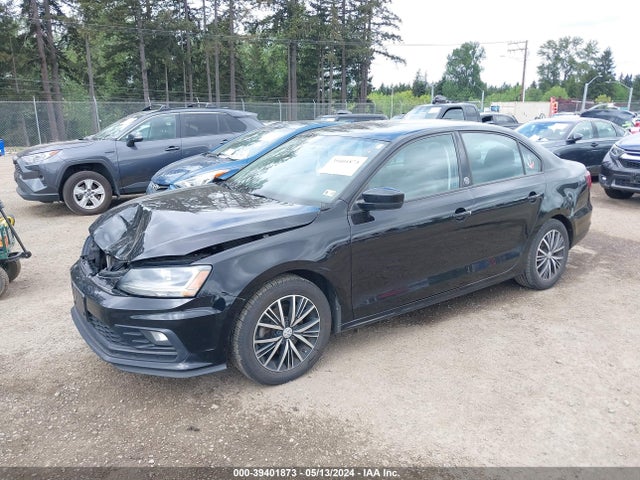 3VWDB7AJ6JM239740 Volkswagen Jetta 1.4t Se/1.4t Wolfsburg Edition