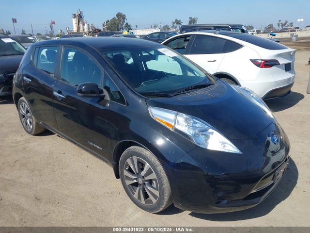Nissan LEAF SV 2015 1N4AZ0CP6FC311917 Image 1