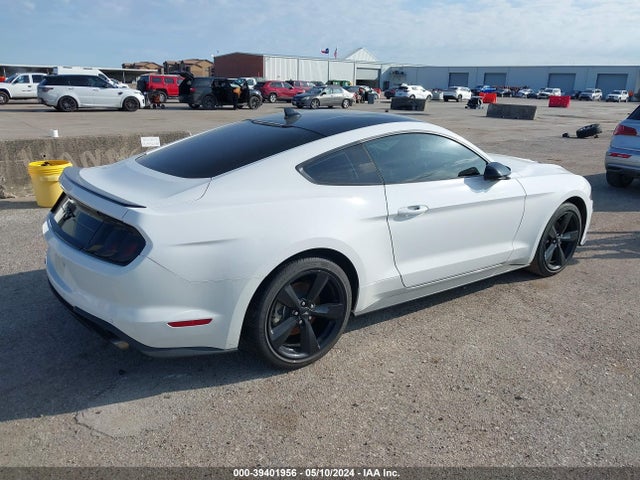 Ford Mustang Ecoboost Fastback 2022 1FA6P8TH9N5148234 Image 4