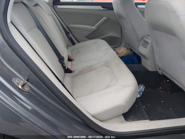 1VWAS7A31GC036771 Volkswagen Passat 1.8t S