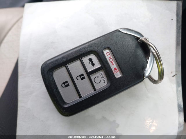 Honda Accord Touring 2016 1HGCR3F98GA017516 Image 11
