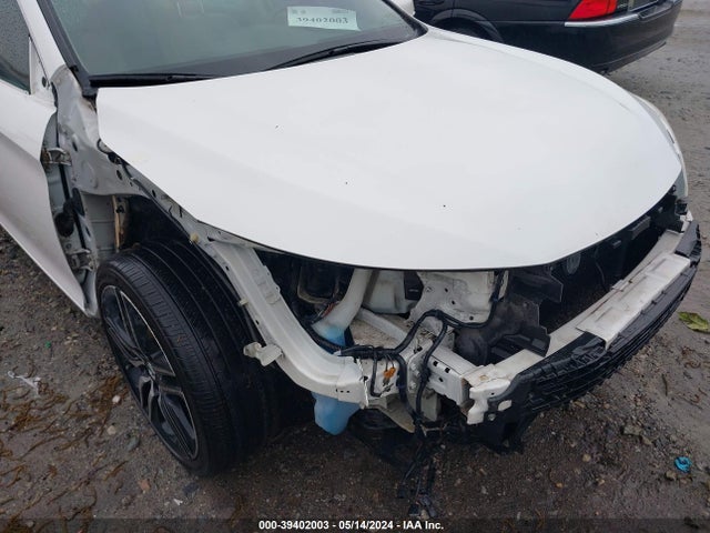 Honda Accord Touring 2016 1HGCR3F98GA017516 Image 19