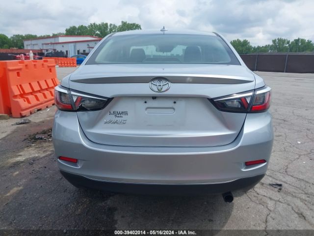 3MYDLBYV0KY506863 Toyota YARIS LE