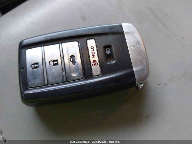 Acura Rlx Technology Package 2016 JH4KC1F51GC000704 Image 11