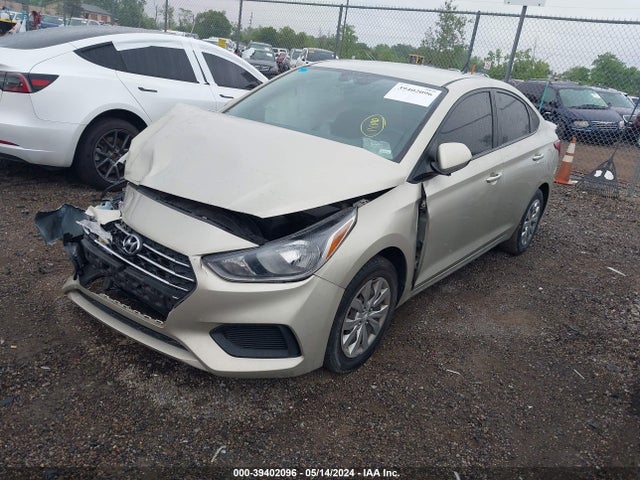 Hyundai ACCENT SE 2019 3KPC24A30KE044629 Image 2