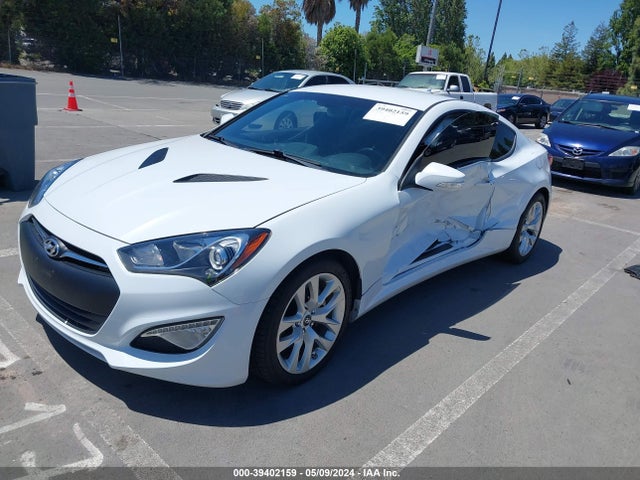 Hyundai Genesis 3.8 Base 2016 KMHHT6KJ4GU131529 Image 2