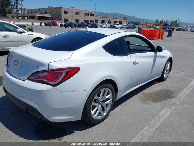 Hyundai Genesis 3.8 Base 2016 KMHHT6KJ4GU131529 Image 4