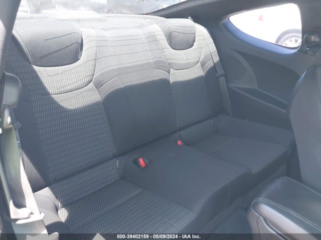 Hyundai Genesis 3.8 Base 2016 KMHHT6KJ4GU131529 Image 8