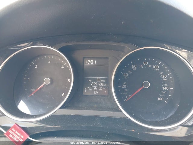 3VWLA7AJ0FM276482 Volkswagen Jetta 2.0l Tdi Se